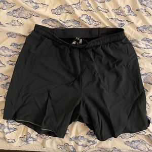Lululemon gray short medium